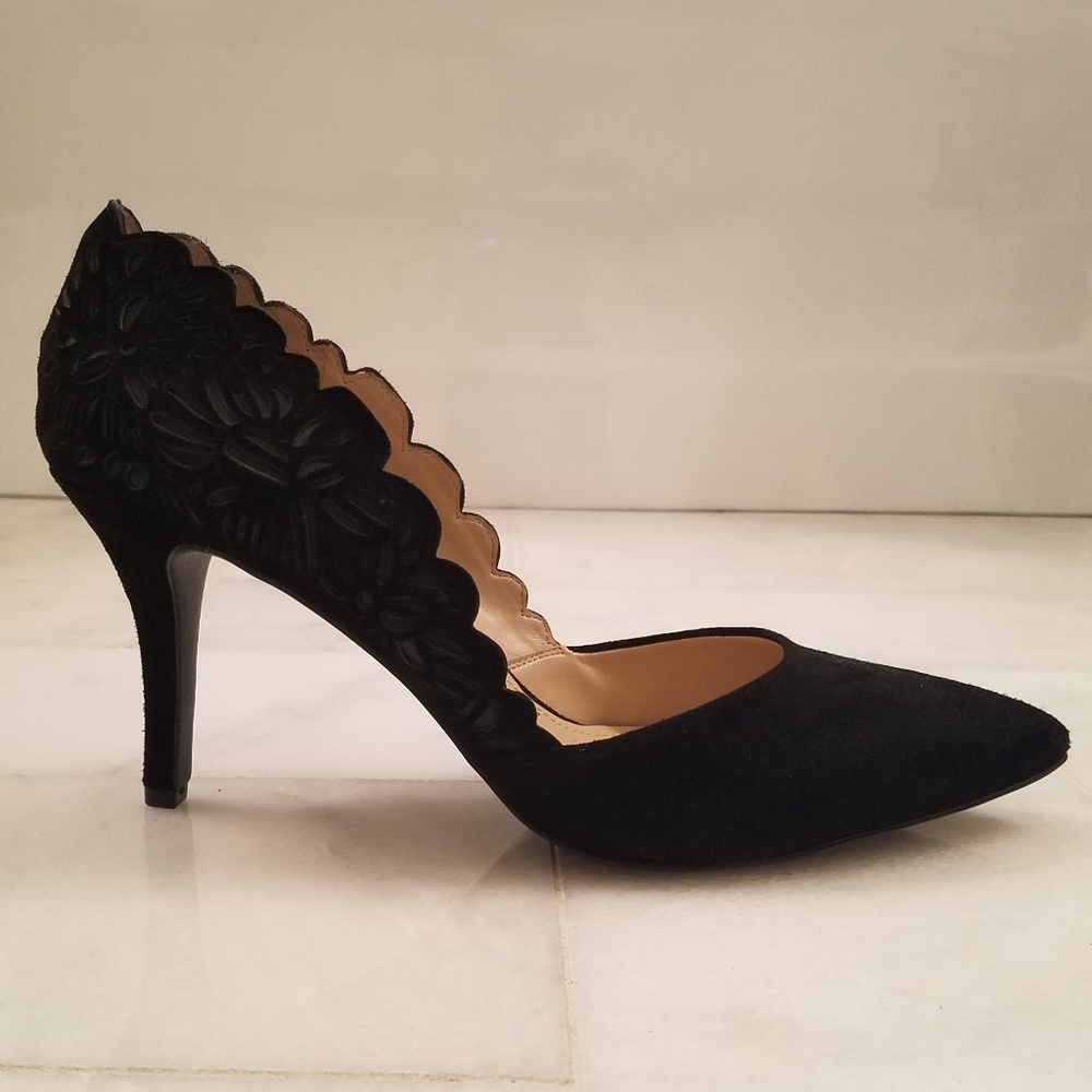 New BCBG Black Leather Pumps with Cutouts 10